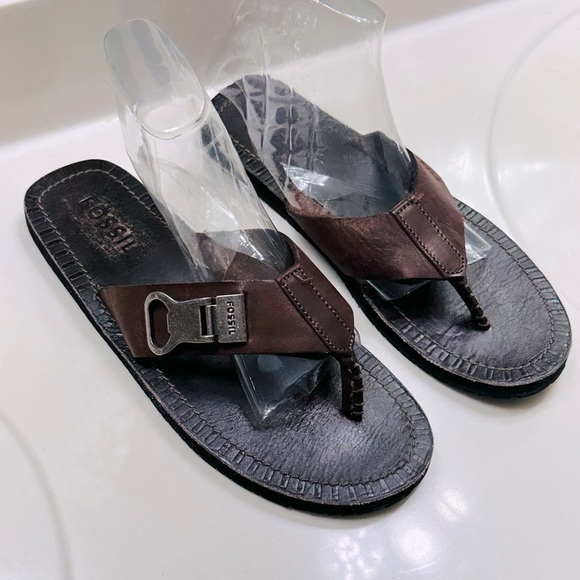 Fossil Men’s Brown Leather Thong Sandals Sz 11 - Picture 1 of 11